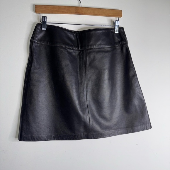 Dolce & Gabbana Women's Black Leather Mini Skirt - Picture 3 of 11
